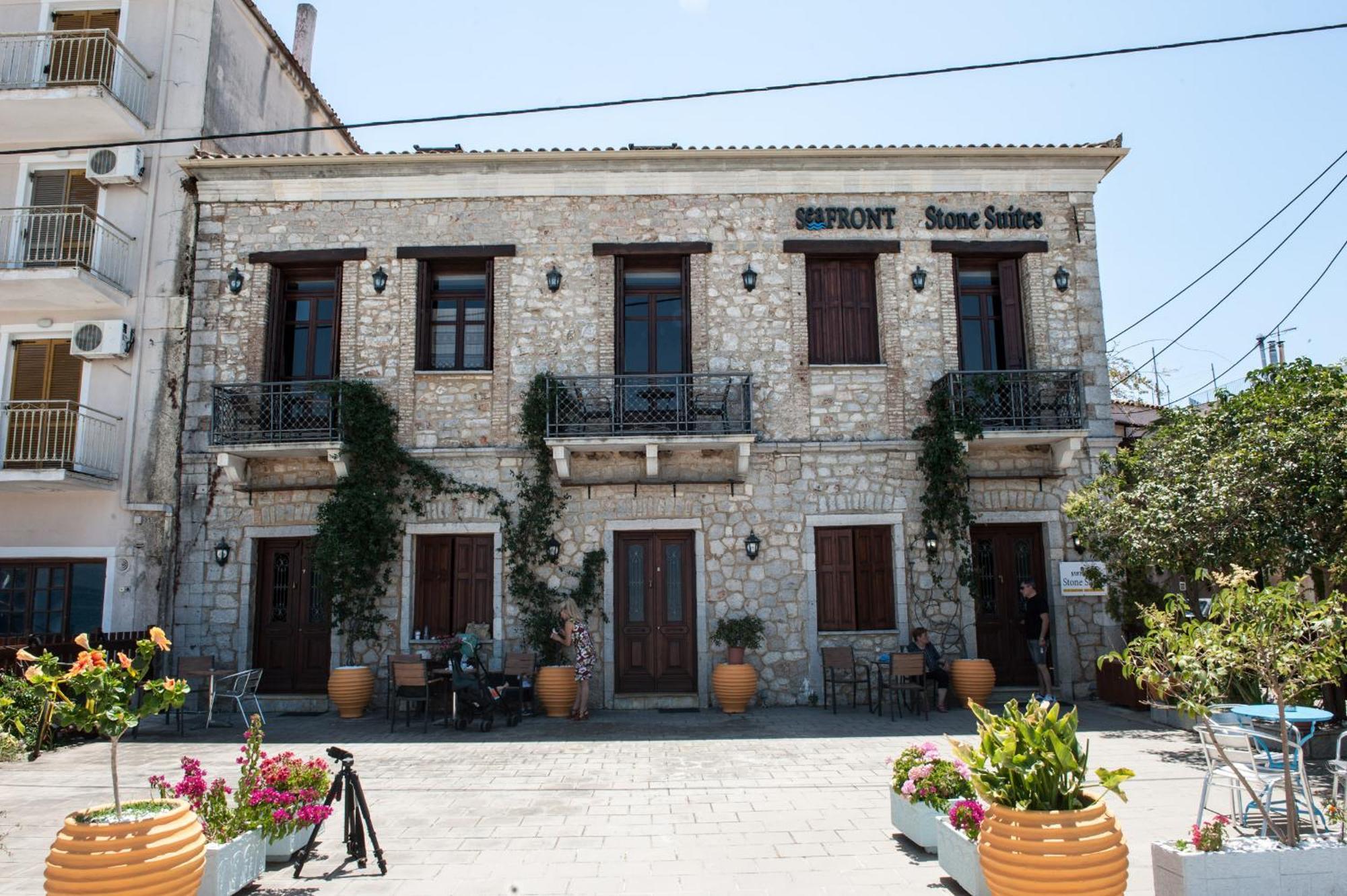 Seafront Stone Suites Vonitsa Dış mekan fotoğraf