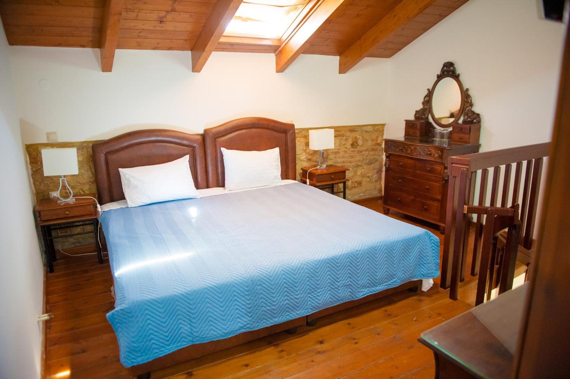 Seafront Stone Suites Vonitsa Dış mekan fotoğraf