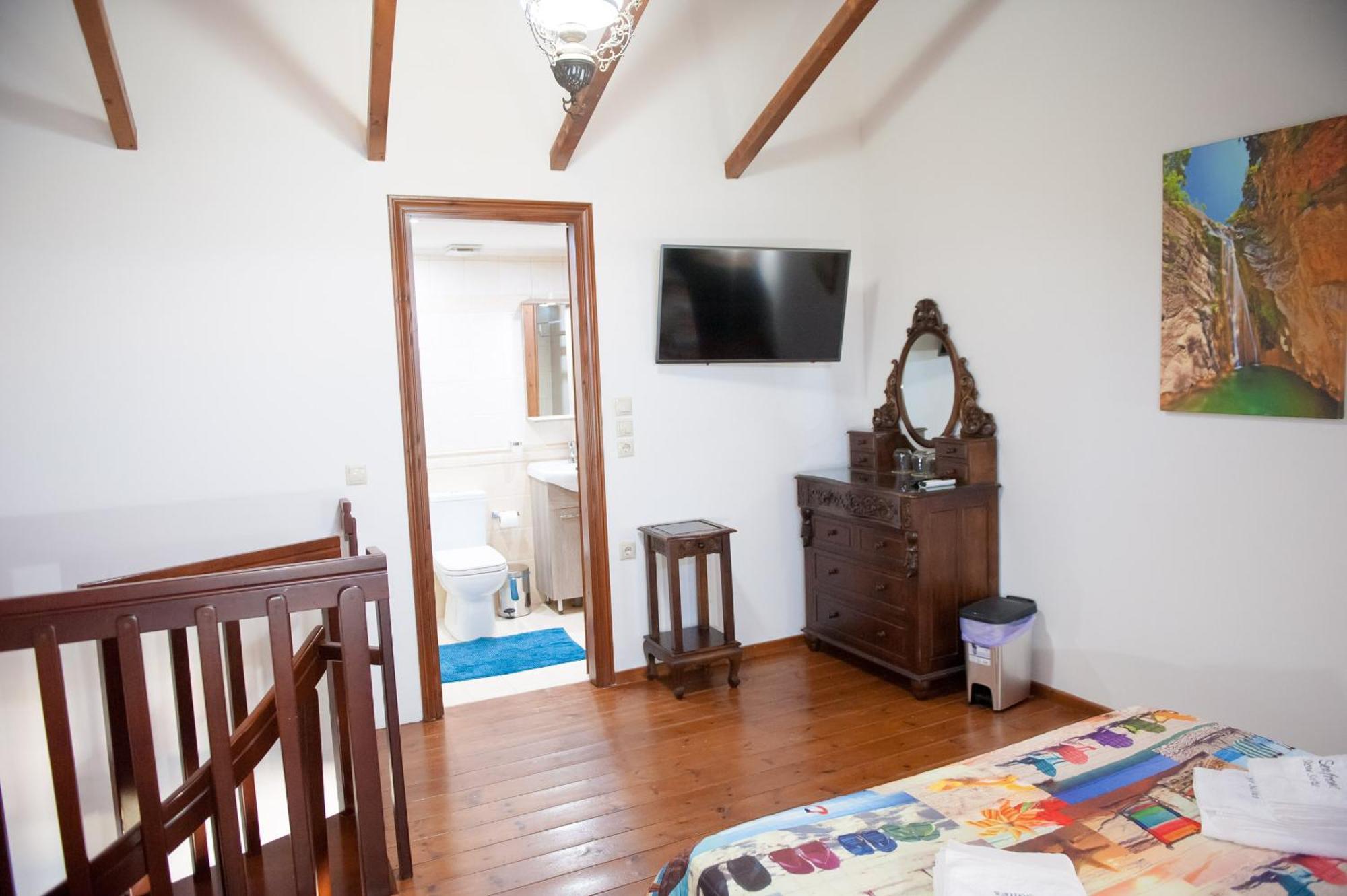 Seafront Stone Suites Vonitsa Dış mekan fotoğraf