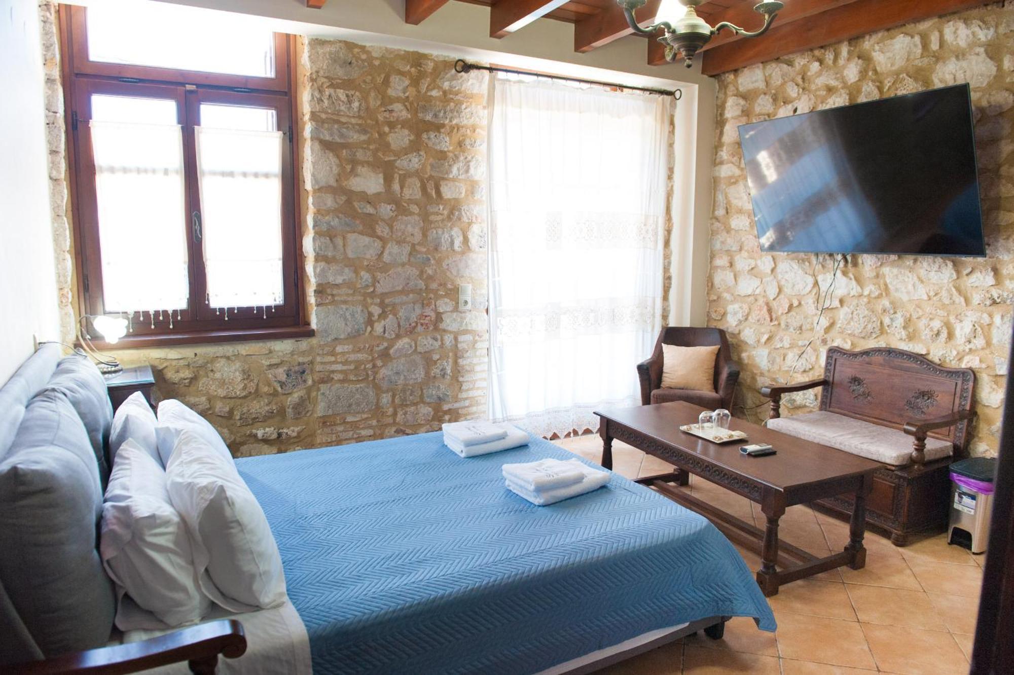 Seafront Stone Suites Vonitsa Dış mekan fotoğraf